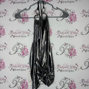 Halter top shiny metallic silver with metal rings y2k sexy tank top brand new💖